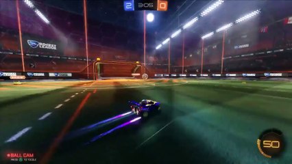 Rocket League: Cheeky half-flip shot off the wall
