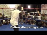 andre berto gets ready for floyd mayweather showing sick speed - EsNews BOXING
