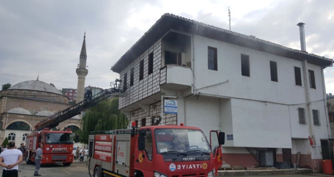 Borcu Yüzünden İcraya Verilince, Elektrik Dağıtım Şirketini Ateşe Verdi!