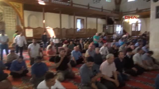 Edirne Eski Camii de 656 Yıllık Kılıçlı Hutbe Geleneği
