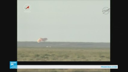 لحظة وصول رائد الفضاء إلى الأرض