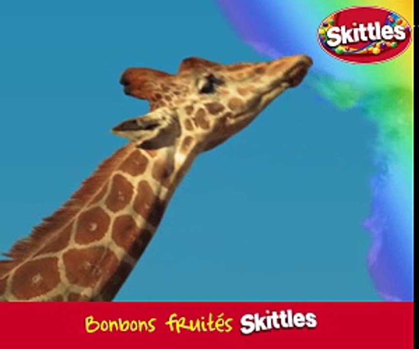 Remorquage d'une voiture sur le toit (Albanie)