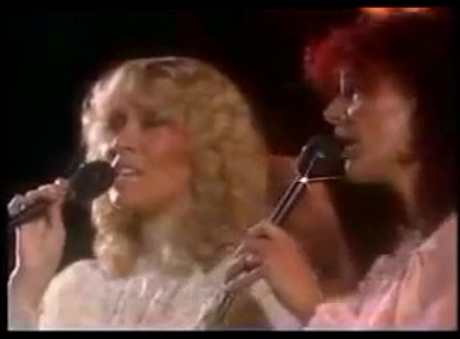 ABBA - Slipping Through My Fingers - video Dailymotion