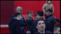 Ora News –Dita e tretë e protestës, ambasadori italian viziton çadrën