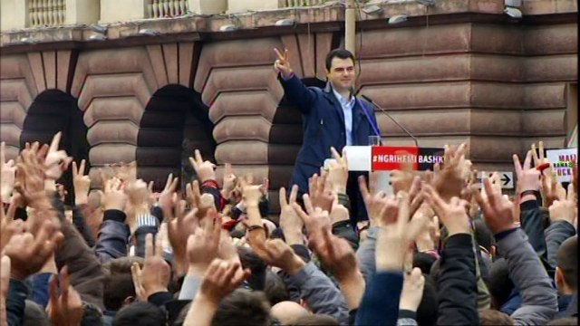 Ora News – Fjalimi i plotë i Bashës: Në shesh deri sa të ngrihet një qeveri teknike