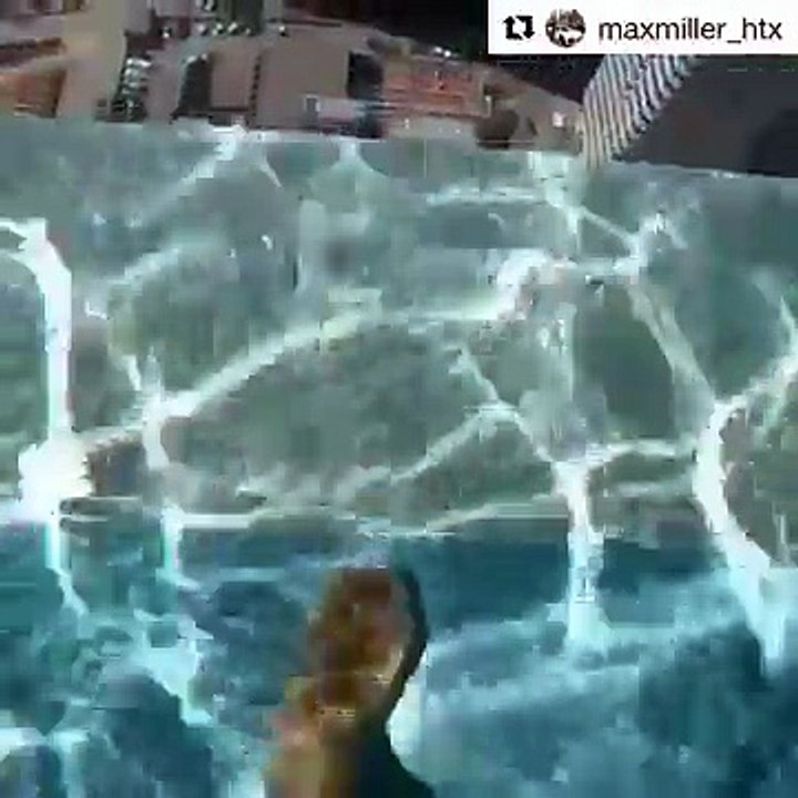 Une piscine dans les airs