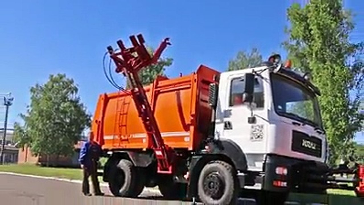 KrAZ garbage