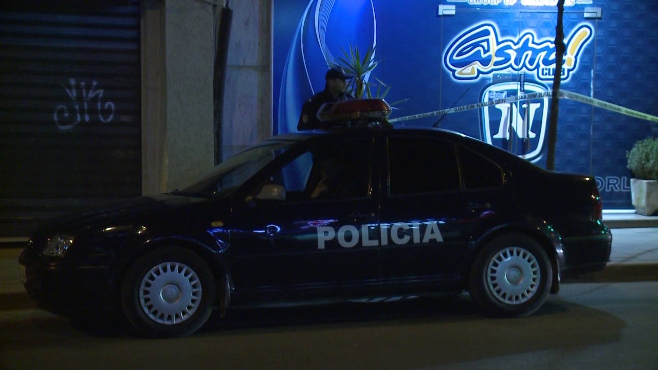 Si u grabit kazinoja me pistoletë lodër