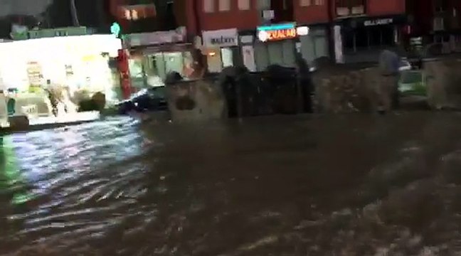 Shi i madh, uji vërshon rrugët e Prishtinës
