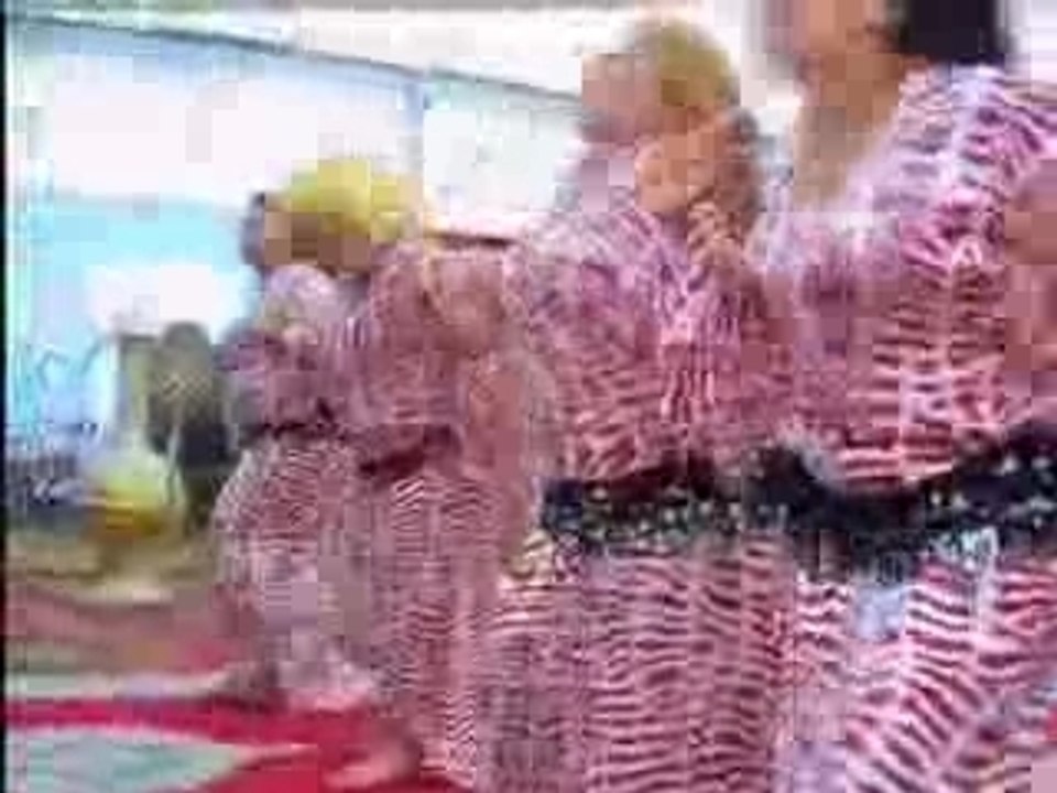 Chaabi Bouznika - Daoudia et ses chikhates - Maroc - Sidi Ra