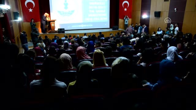 Yüksekova Terörle Değil Hizmetle Anılacak