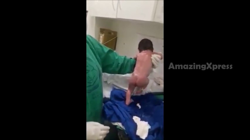 Amazing Video - Newborn Baby Walking