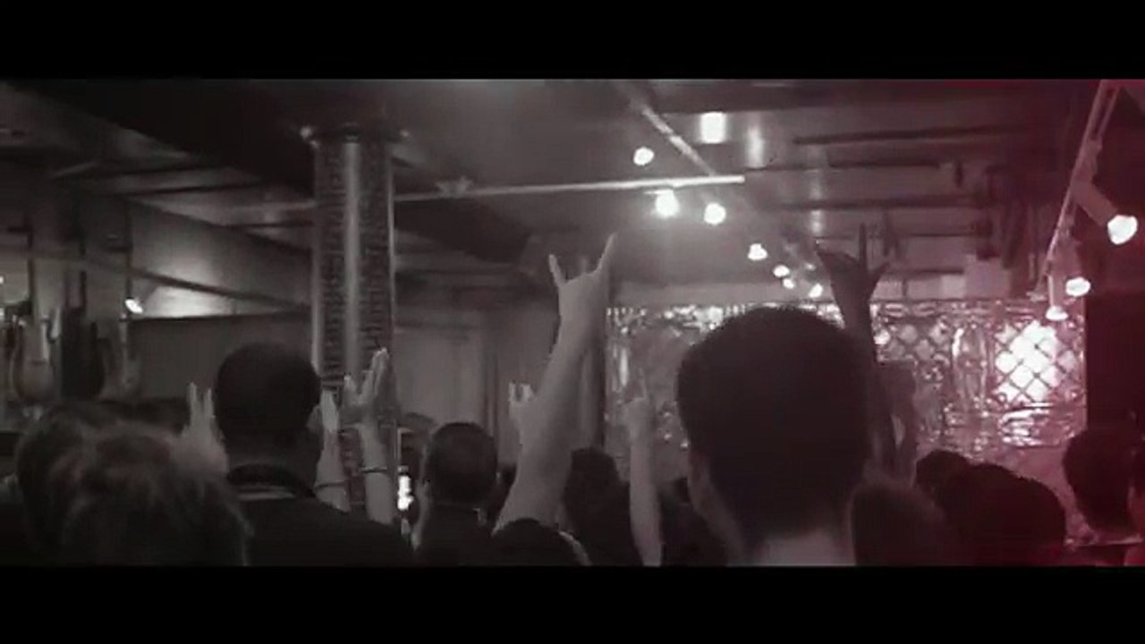 Machine Gun Kelly - Kiss The Sky (Acoustic)