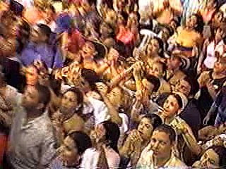 LA SANGRE LLAMA - HNOS ZULETA