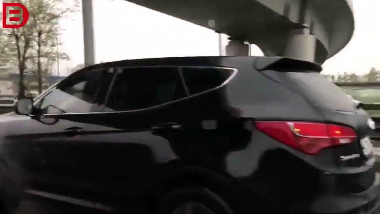 Mais il fait quoi ce couple là ?