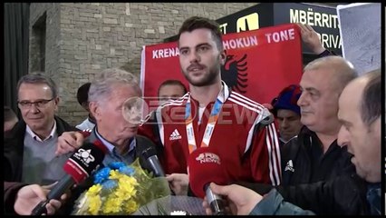 Kampioni europian kthehet në atdhe, Smajlaj premton kampion bote