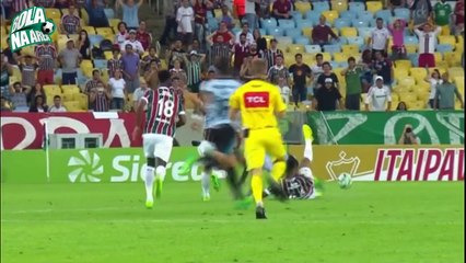 Télécharger la video: 20.Grêmio 2 x 0 Fluminense - Gols & Melhores Momentos Completo - 31_05 - Copa do Brasil 2017