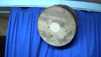 Uşak'ın Son Davul İmalatçısı Mesleğini Yaşatmak İçin Mücadele Veriyor