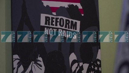 EMIGRANTET NJE DITE LARG PUNES NE SHENJE PROTESTE - News, Lajme - Kanali 8