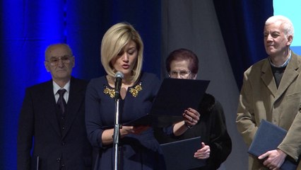Kusari - Lila nderon paraardhësit e saj - Lajme