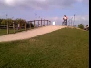 Vélo cross parc du Tremblay mdr !!!