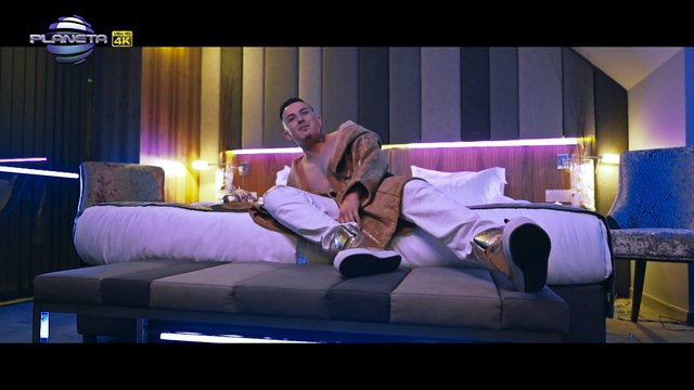 DENIS FT. YUNONA - PUSHKA _ Денис ft. Юнона - Пушка, 2017