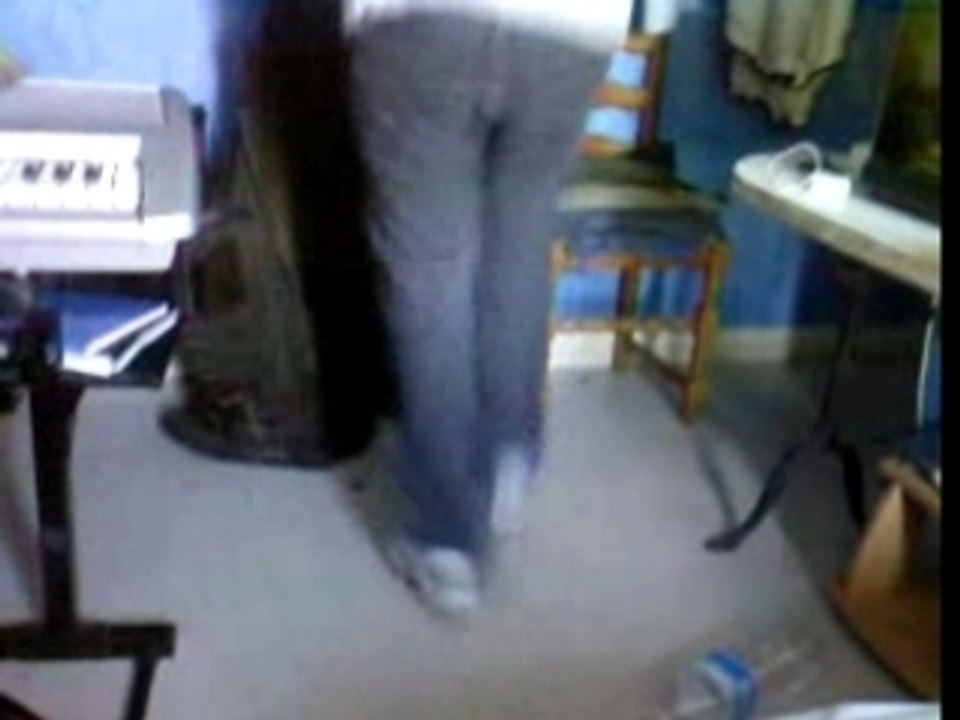 Moi Jump et delire et teCkt0nik