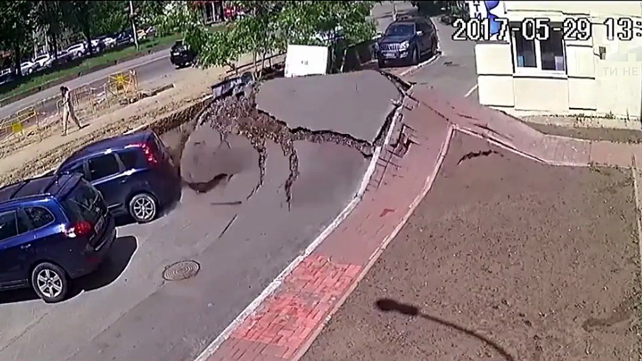 Une canalisation explose en Ukraine