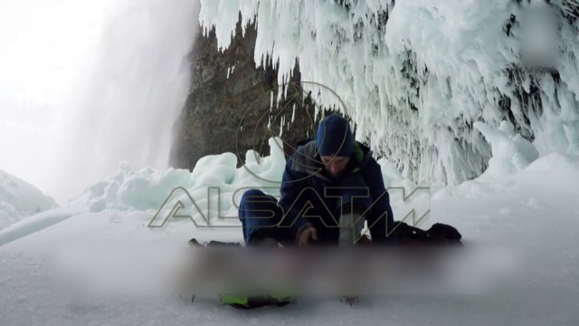 Канада, искачување на замрзнат водопад