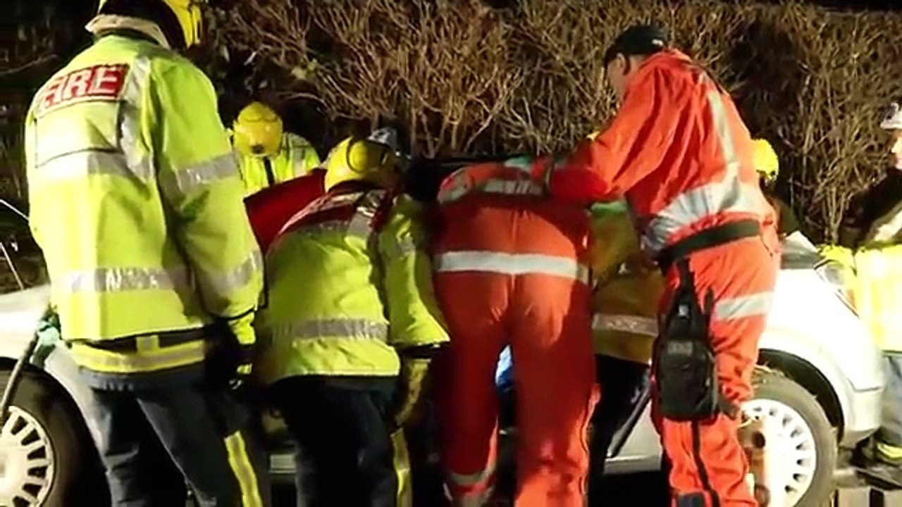 Life Savers S01e01