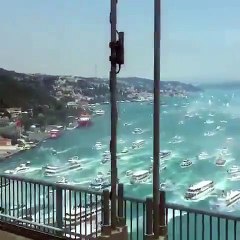 Beşiktaş Donanması Fatih Sultan Mehmet Köprüsü'nden Böyle Geçti