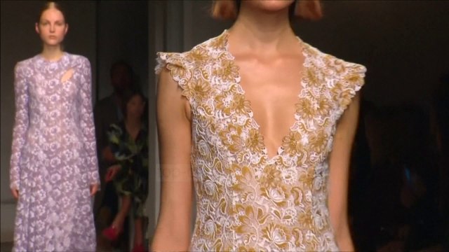 Java e modës në Londër, Elegancë dhe ngjyra në Pasarelë - Top Channel Albania - News - Lajme