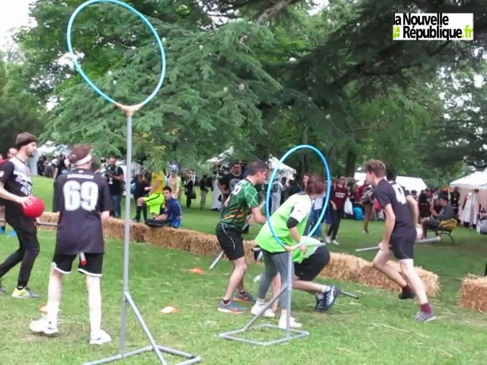 VIDEO (41) : Les “ Geek Faëries ” mènent la vie de château