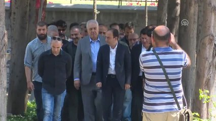 Pervin Buldan'ın Eşi Savaş Buldan Anıldı