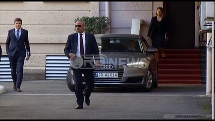 Tre ditë në Tiranë - Fleckenstein: S’negocioj për protestën. Takon Ramën e Metën