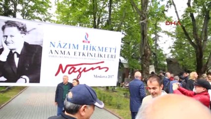 Nazım Hikmet Ölümünün 54.yılında Moskova'daki Mezarı Başında Anıldı 1