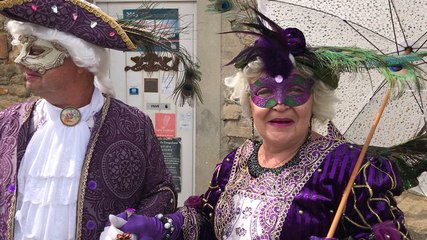 Les mascarades