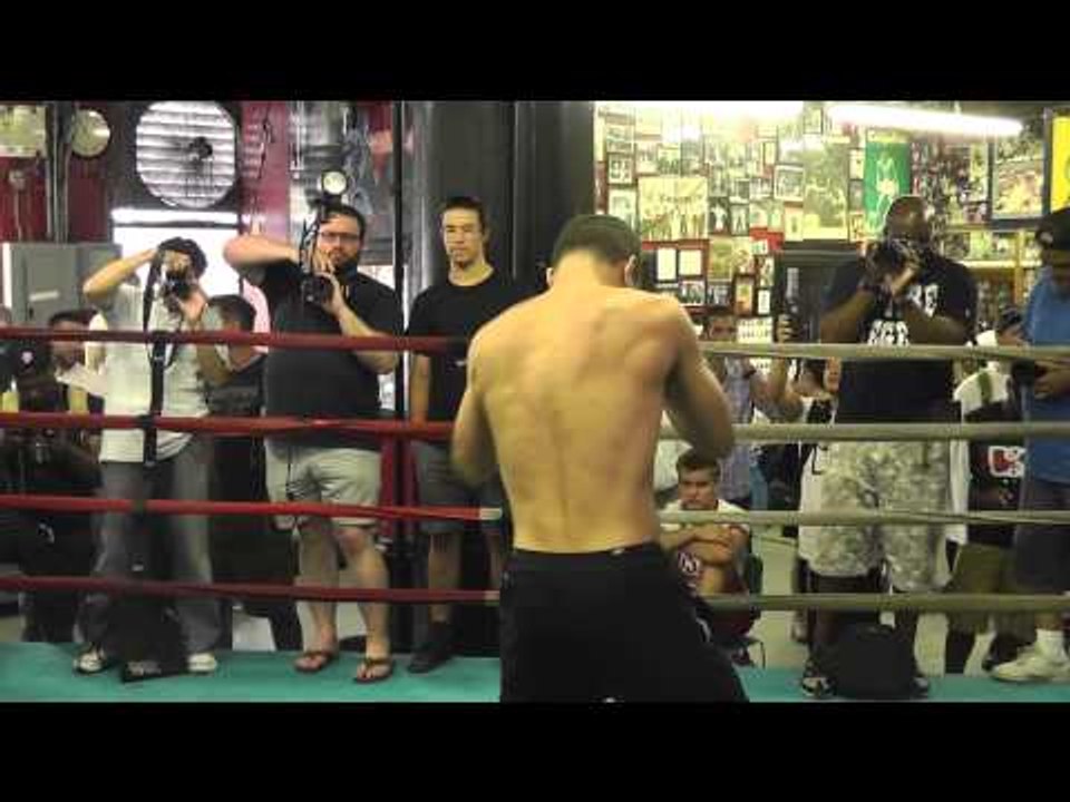Danny Garcia shows off new 147 ripped body open workout - esnews boxing