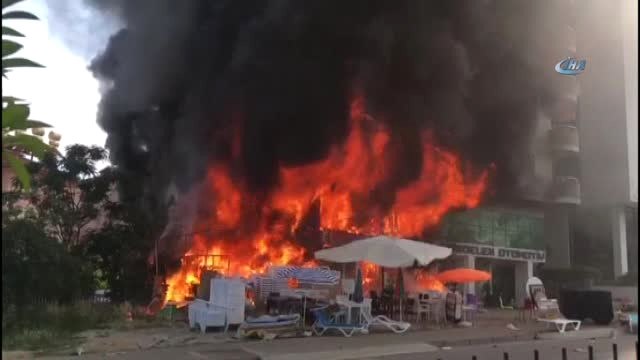 Alanya'da Otel Ekipmanları Satan Dükkanda Yangın