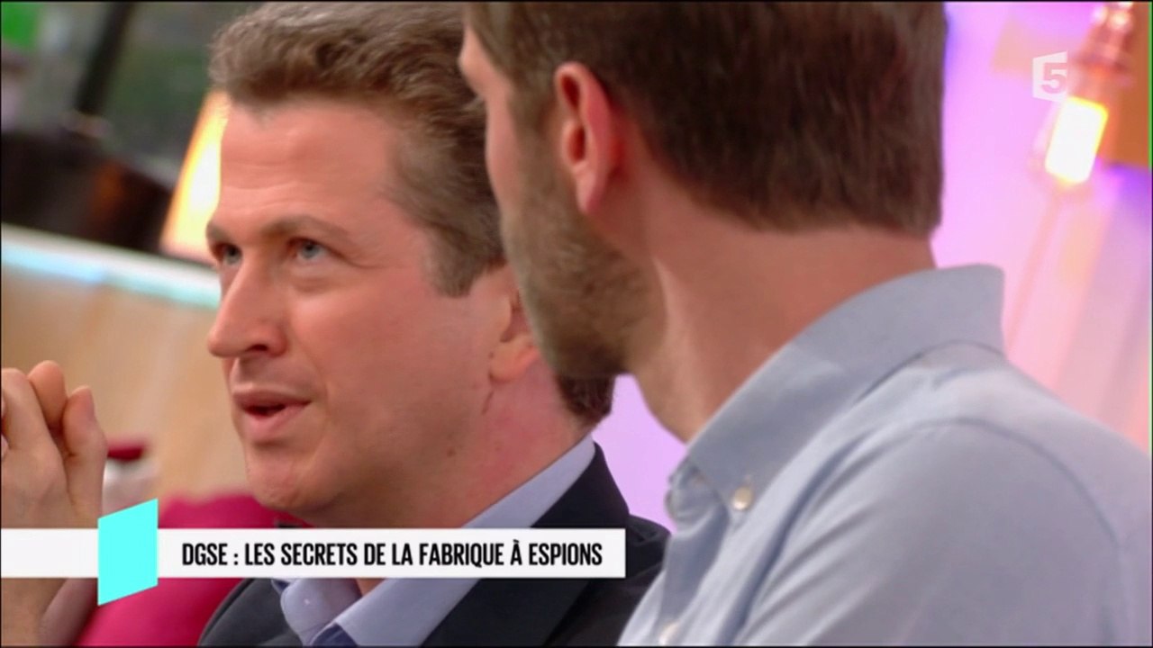 03/06/2017 - C l'hebdo, la suite avec Jean-Christophe Notin, au coeur de la fabrique à espions