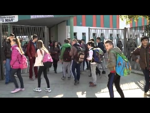 Report TV - Raporti i AKP, 40 % e nxënësve të klasës së pestë janë ngelësa