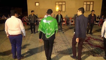 VELİ ERDEM KARAKÜLAH - ßy_ßaŞkenTLim - ŞEFTALİSİN ELMASIN - BAK BU YANA (YENİ)