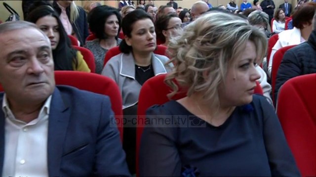 Rama: Vetting-u nuk pret! - Top Channel Albania - News - Lajme