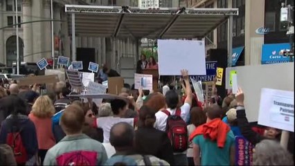 Trump, New York'ta Protesto Edildi