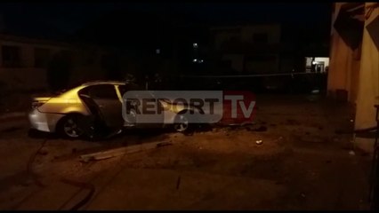 Report TV - Fier, BMW-ja shpërthen në lëvizje, rëndë drejtuesi
