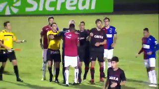 192.Briga no Jogo Paraná x Atlético Pr - 09_04_17 - PARANAENSE 2017