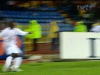 Bouma/Chivu (Romania - Olanda 0-0)