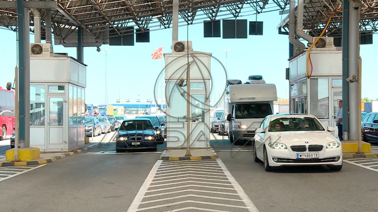 Предлог законот за албански јазик на СДСМ со по...