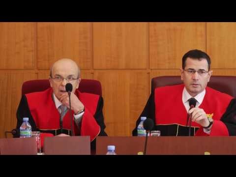 Report TV - Mandati i Rroshit, Kushtetuesja shtyn seancën për në 7 mars