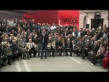 Basha pret pensionistët - Top Channel Albania - News - Lajme